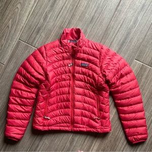 Patagonia Puffer Jacket. Almost new - moved to Florida and just don’t need it.